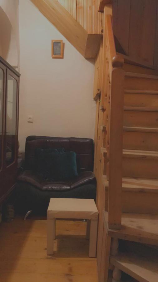 Guesthouse Greenside Borjomi Bagian luar foto